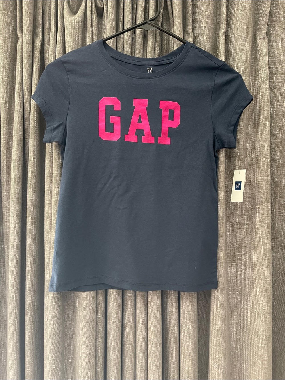 GAP Navy Tee with Bright Pink Logo